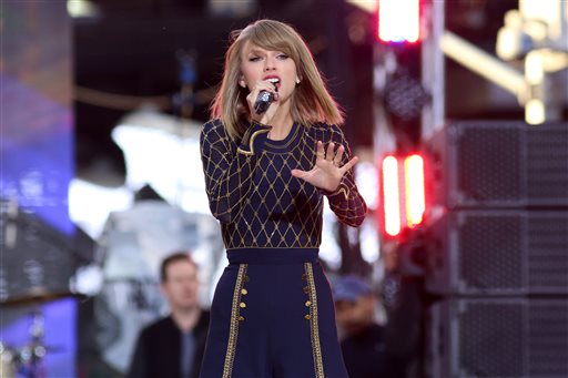 Taylor Swift performs on ABCs Good Morning America in Times Square on Thursday, Oct. 30, 2014, in New York. (Photo by Greg Allen/Invision/AP)