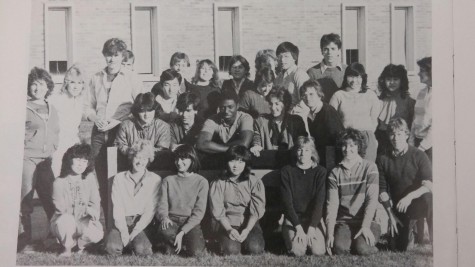 The 1984 International Friendship Club members accompanied by their exchange students from Ghana, Germany, Switzerland, Belgium, Argentina, Norway, and Spain.