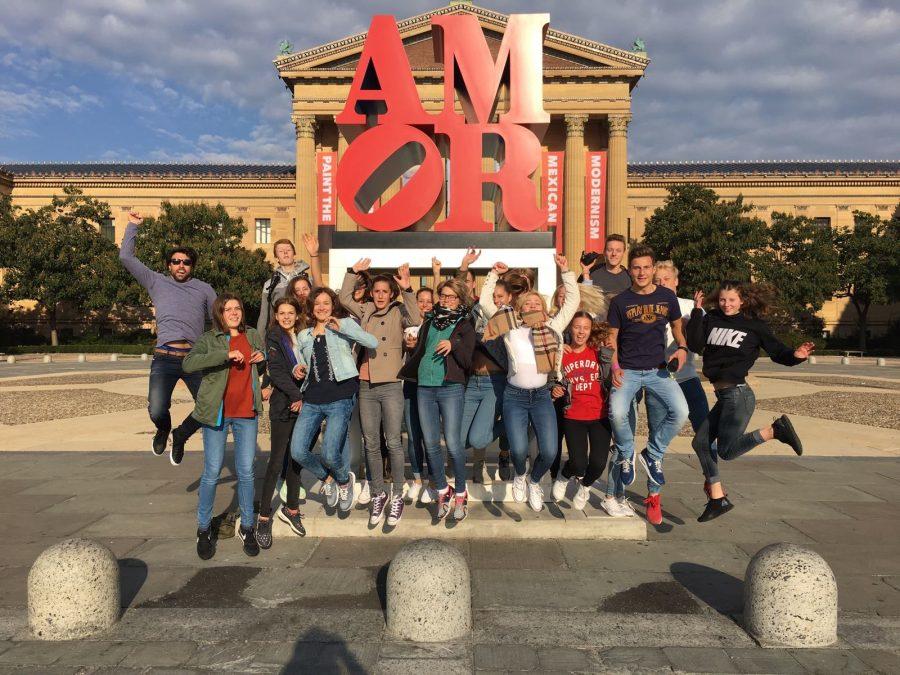 North+Penn+High+School+welcomed+43+German+students+as+part+of+a+two-week+exchange+experience.+For+one+of+their+trips%2C+the+students+visited+Philadelphia+for+the+day.+