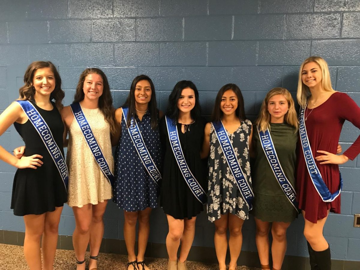 The+2017-18+NPHS+Homecoming+Queen+candidates+