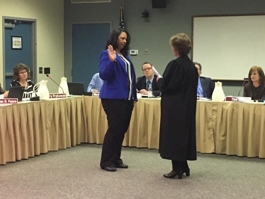 School Board appoints Elisha Gee to fill spot of John Schilling