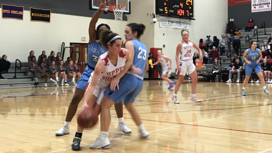 Cardinals hold possession of the ball and lead on scoreboard in final moments of the Friday night match up