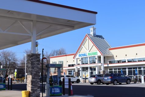 Royal Farms comes to Montgomery County, giving the beloved Wawa some competition.