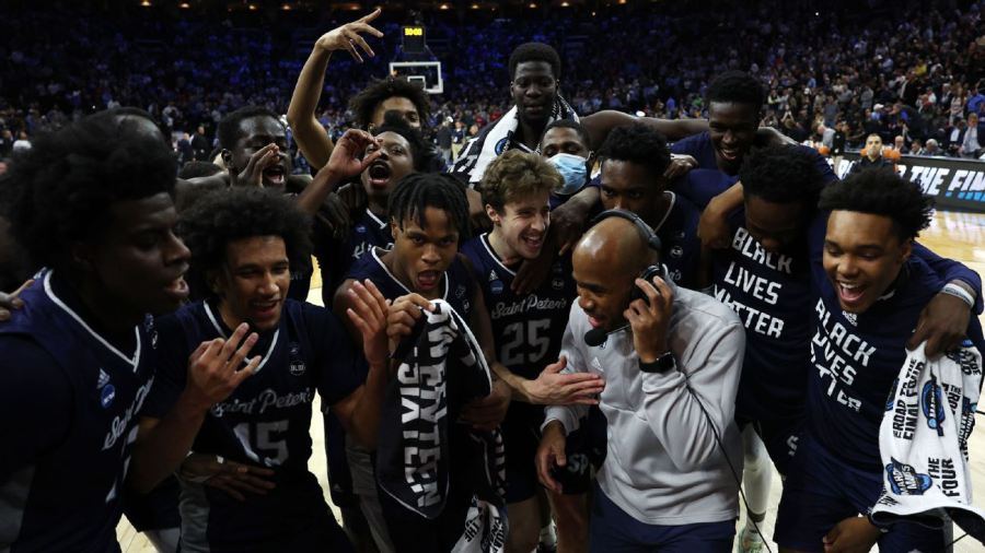 The+Peacocks+celebrate+as+they+get+closer+than+ever+to+winning+a+championship.