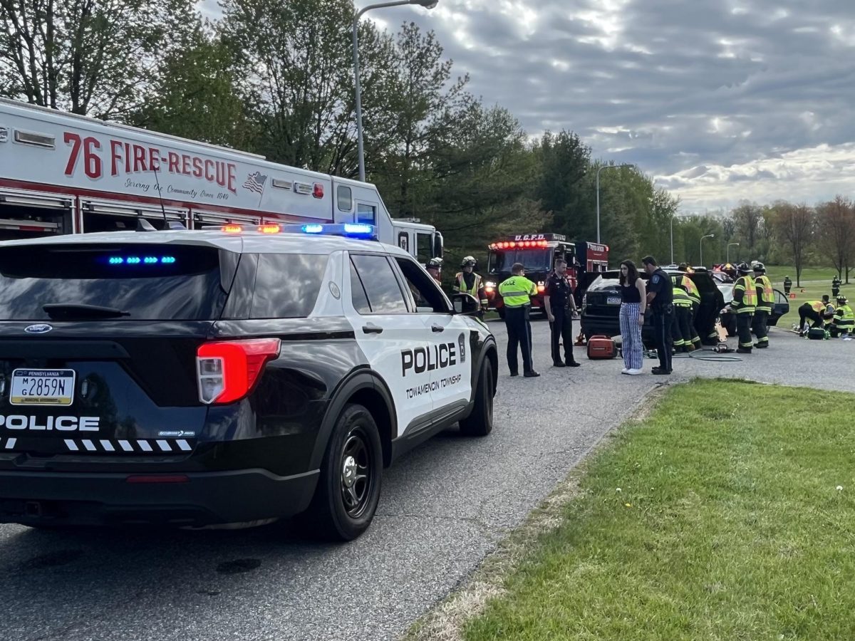 RISKS OF DUI- Reenactment of law enforcement responding to a drunk-driving related car crash.