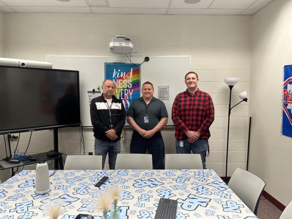 Navigation to Story: The team that keeps the District connected