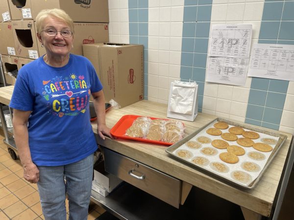 Navigation to Story: Cornering the market on kindness: Mrs. Donna Smith retires After 35 years